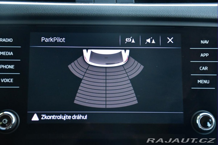 Škoda Octavia 1,6TDI DSG NAVI CARPLAY 2019