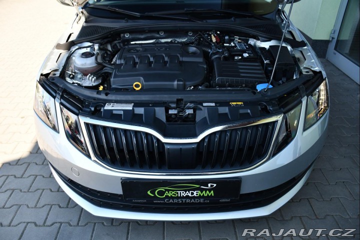 Škoda Octavia 1,6TDI DSG NAVI CARPLAY 2019