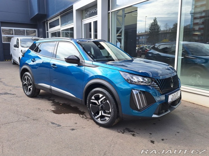 Peugeot 2008 ALLURE 1.2 PT 130K EAT8 2025