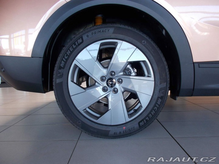 Opel Grandland Novy Edition Hybrid 1.2 T 2024