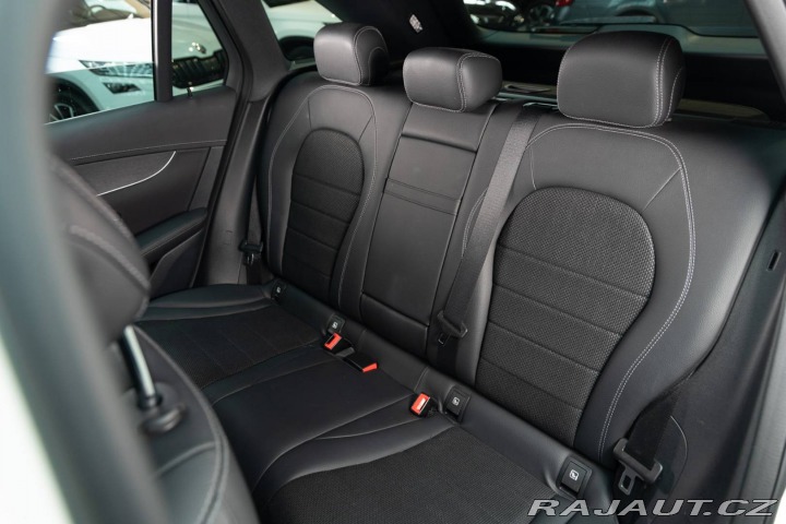 Mercedes-Benz GLC SUV 200 4MATIC A/T 2021