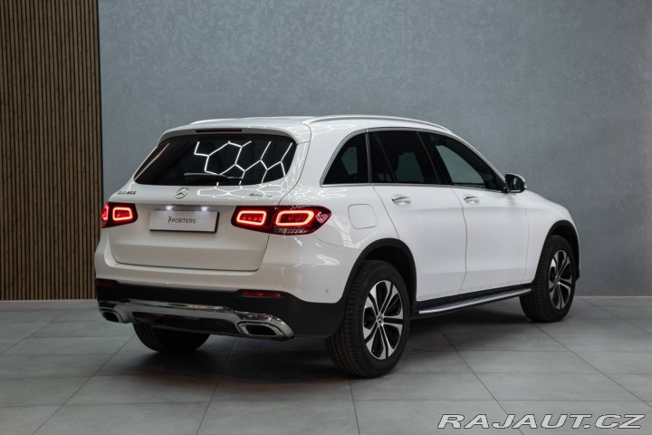 Mercedes-Benz GLC SUV 200 4MATIC A/T 2021