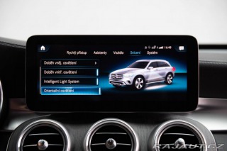 Mercedes-Benz GLC SUV  200 4MATIC A/T 2021