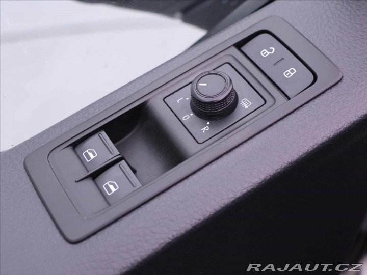Volkswagen Caravelle 2,0 TDI 150kW DSG Navi 8- 2015