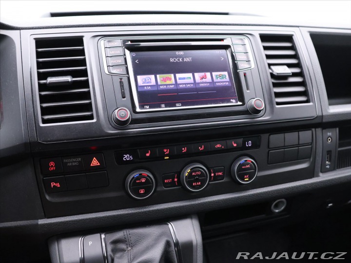 Volkswagen Caravelle 2,0 TDI 150kW DSG Navi 8- 2015