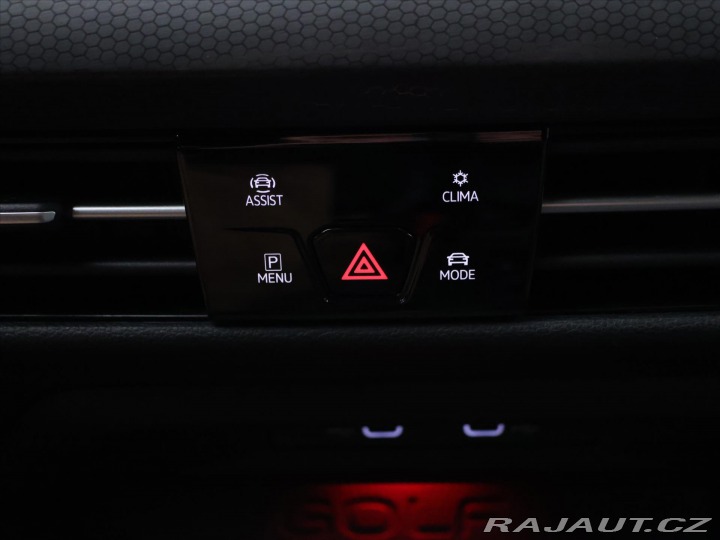 Volkswagen Golf 2,0 GTI 180KW Serv.kniha 2021