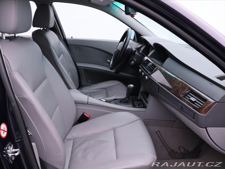BMW 5 2.5 525i Aut. 141kW Kůže 2004