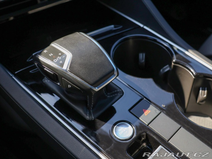 Volkswagen Touareg 3,0 V6 TDI R-Line Panoram 2021