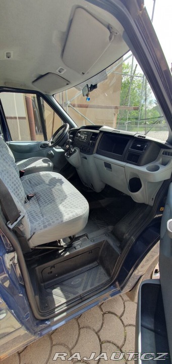 Ford Transit 2,2 L1H1 s vestavbou na 2012