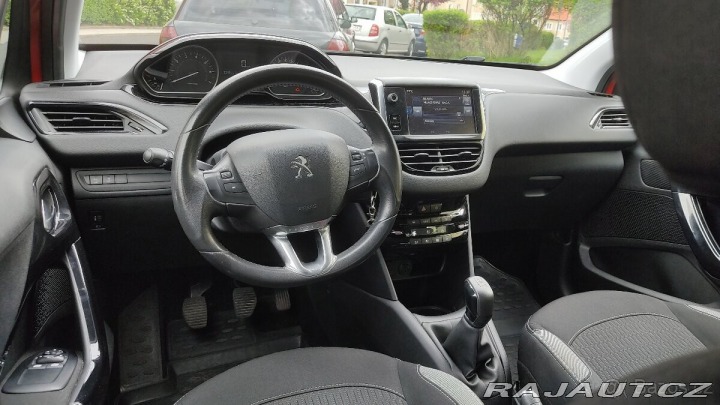 Peugeot 208 1,2 i 60kW 2016