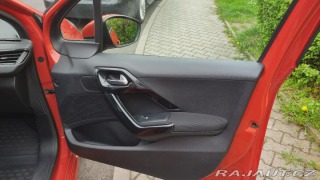 Peugeot 208 1,2   i 60kW 2016