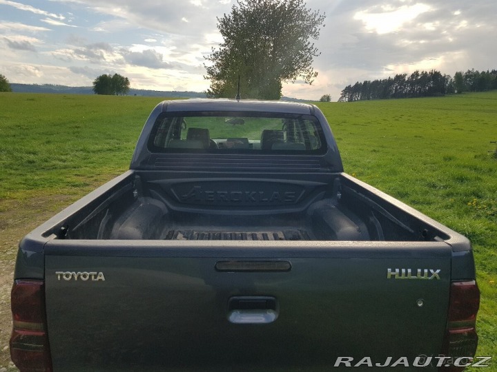 Toyota Hilux 2011