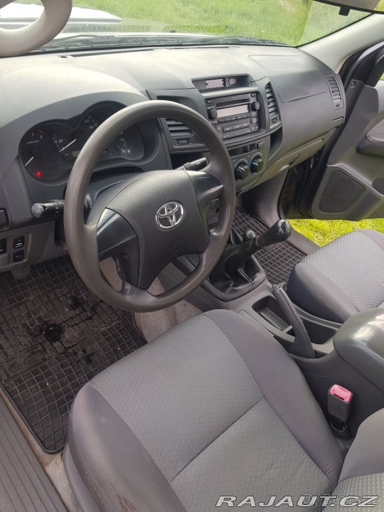 Toyota Hilux 2011