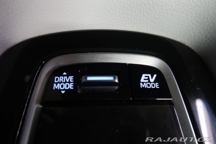 Toyota Corolla 2.0Hybrid,CZ,1Maj,Comfort 2022