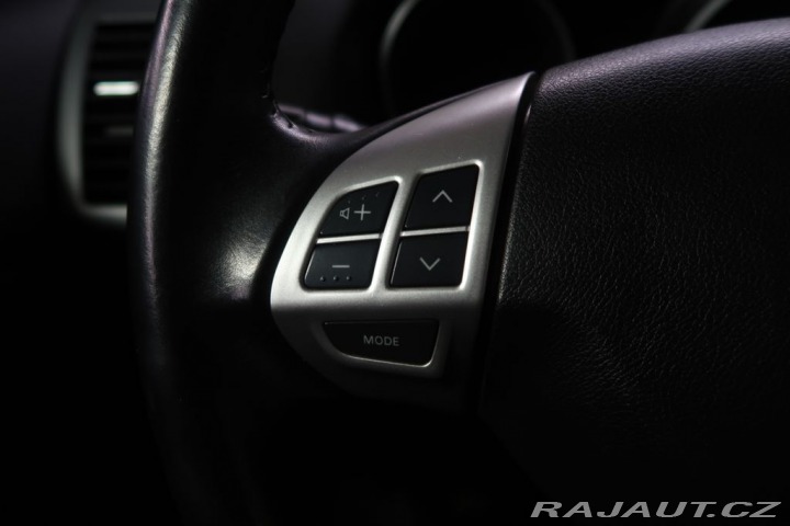 Mitsubishi Outlander 2.0DI-D,CZ,1Maj,Manuál,4x 1800
