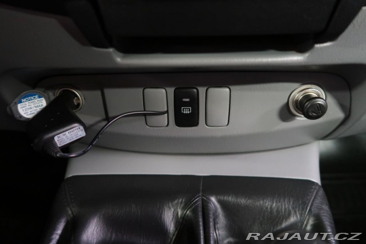 Toyota Hilux 2.5D4D,CZ,4x4,HardTop,Man 2012