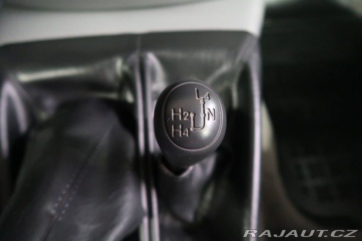 Toyota Hilux 2.5D4D,CZ,4x4,HardTop,Man 2012