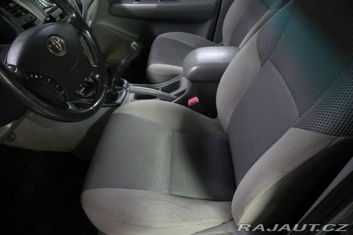Toyota Hilux 2.5D4D,CZ,4x4,HardTop,Man 2012
