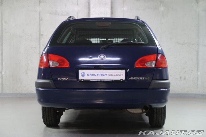Toyota Avensis 1.8VVT-i,Manuála,81kW 1999