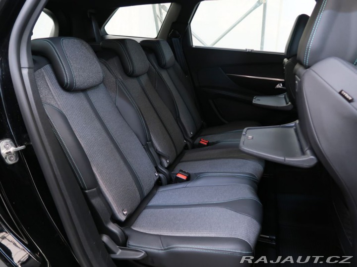 Peugeot 5008 1.5BlueHDi,CZ,1Maj,ALLURE 2024