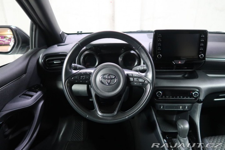 Toyota Yaris 1.5Hybrid,CZ,1Maj,Selecti 2022
