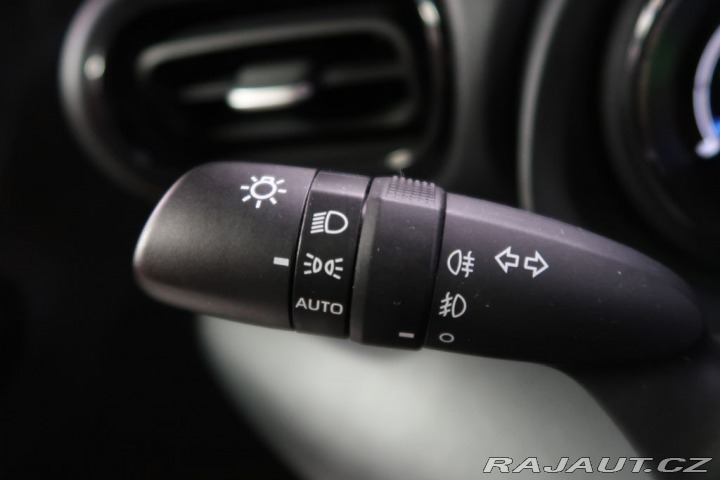 Toyota Yaris 1.5Hybrid,CZ,1Maj,Selecti 2022