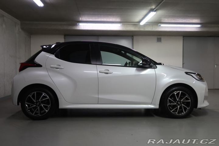 Toyota Yaris 1.5Hybrid,CZ,1Maj,Selecti 2022