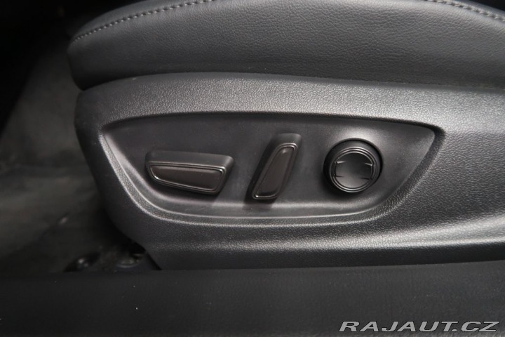 Toyota Camry 2.5Hybrid,CZ,1Maj,Executi 2023