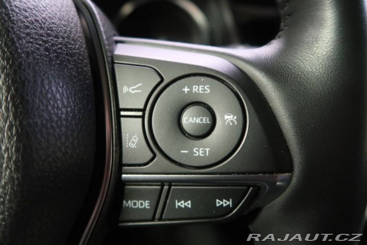 Toyota Camry 2.5Hybrid,CZ,1Maj,Executi 2023