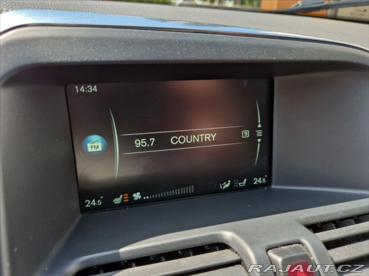 Volvo XC60 2,0 D4 Momentum Automat 2017