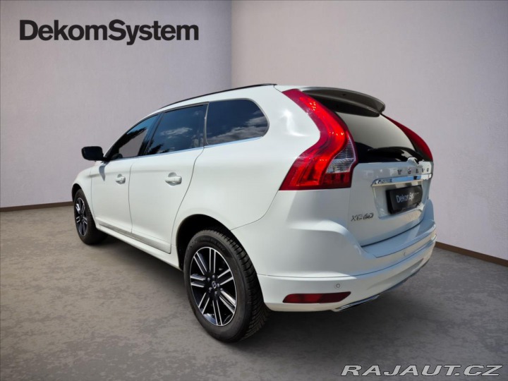 Volvo XC60 2,0 D4 Momentum Automat 2017