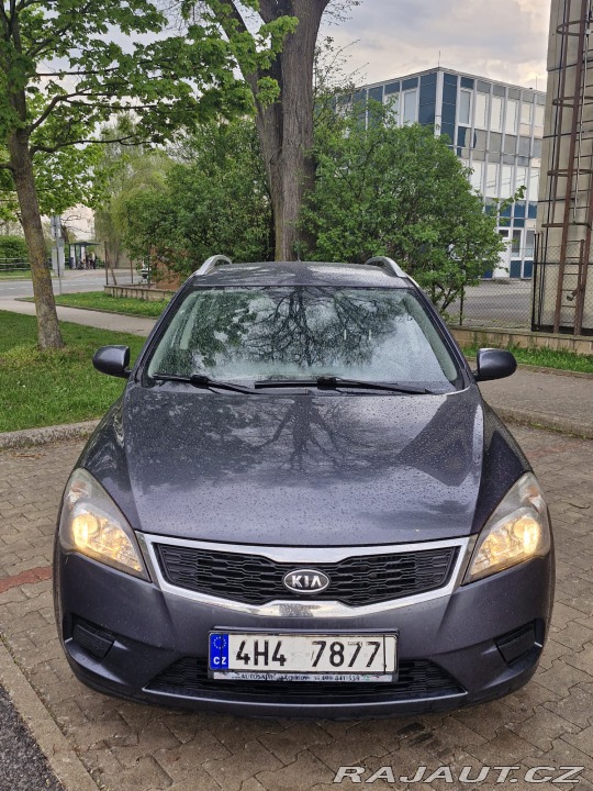 Kia Ceed SW 1.6 CRDi 16V 85 kW Act 2010
