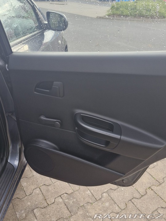 Kia Ceed SW 1.6 CRDi 16V 85 kW Act 2010