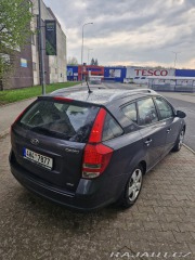Kia Ceed SW 1.6 CRDi 16V 85 kW Act 2010