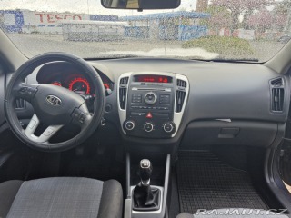 Kia Ceed SW 1.6 CRDi 16V 85 kW Act 2010