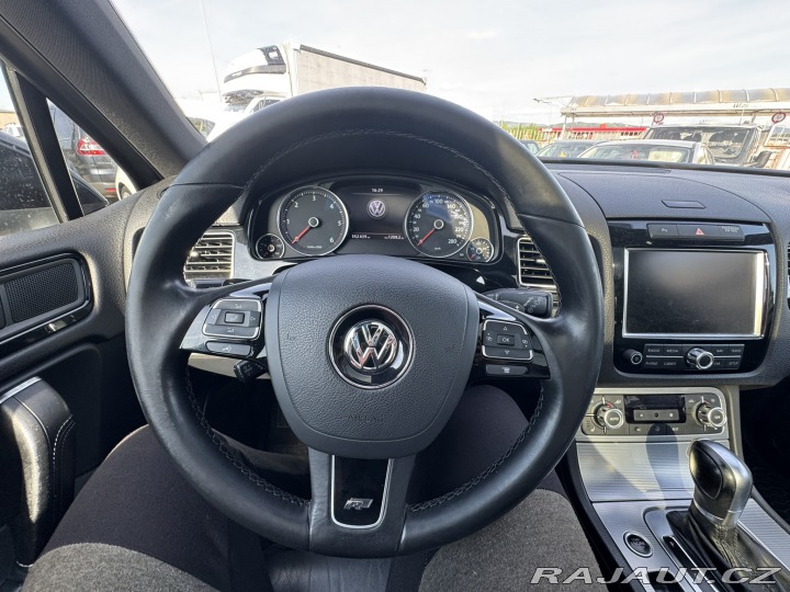 Volkswagen Touareg 4,2 TDI 250KW TAŽNÉ R-LIN 2011