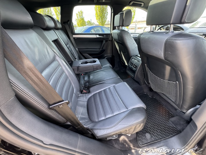 Volkswagen Touareg 4,2 TDI 250KW TAŽNÉ R-LIN 2011