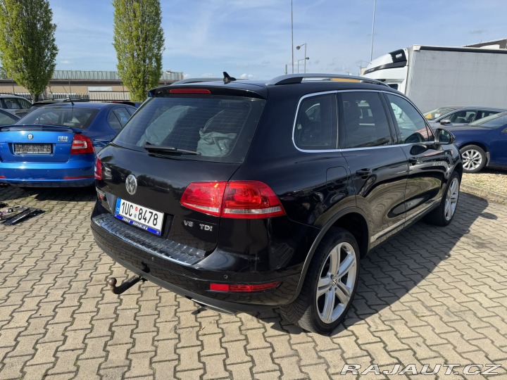 Volkswagen Touareg 4,2 TDI 250KW TAŽNÉ R-LIN 2011