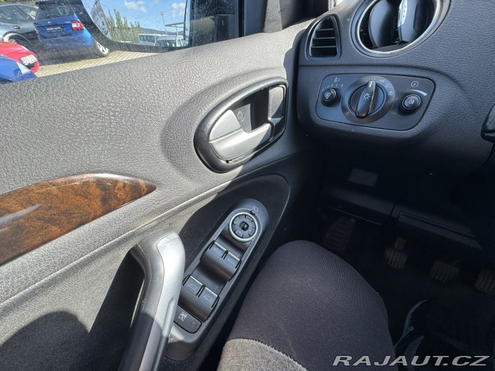 Ford Galaxy 7 MÍST 2,0 TDCI 103 KW 2008