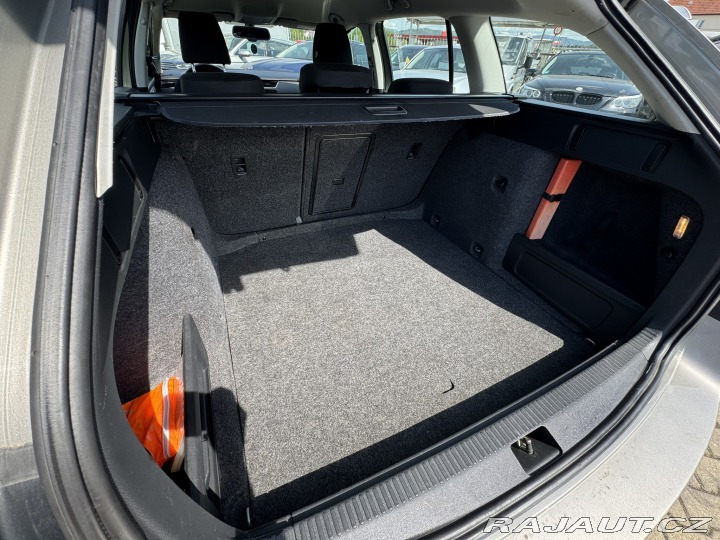 Škoda Octavia 1,6 TDI 77 KW STK TAŽNÉ 2014