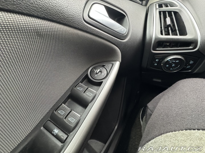 Ford Focus 1,6 TDCI 85 KW STK TAŽNÉ 2012