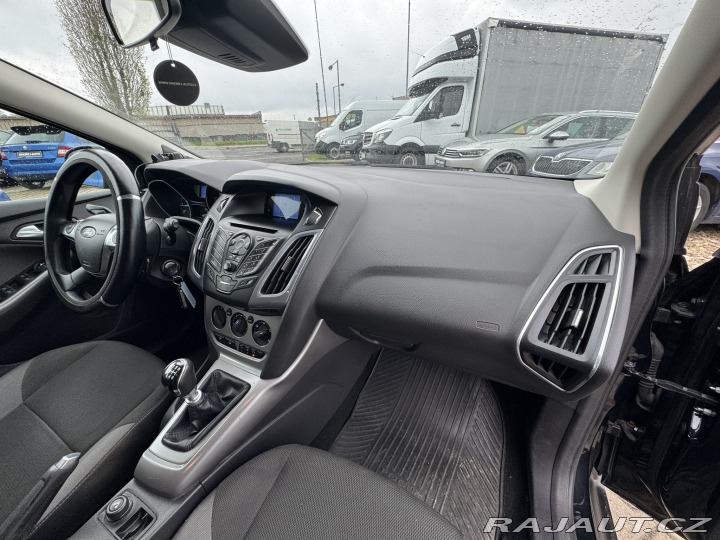 Ford Focus 1,6 TDCI 85 KW STK TAŽNÉ 2012