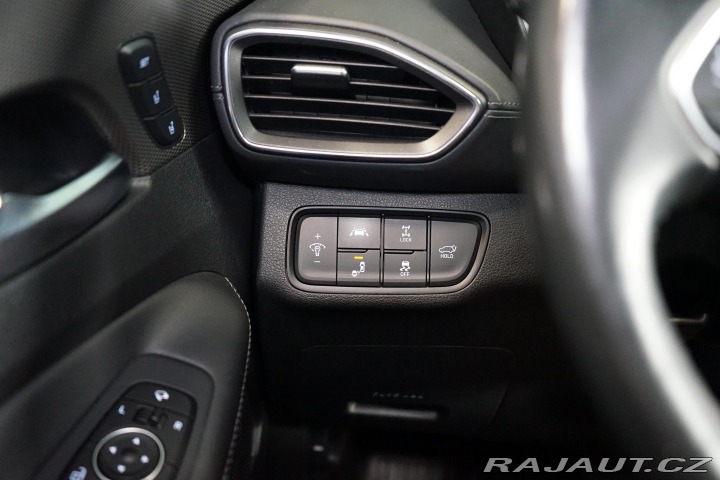Hyundai Santa Fe 2.2 CRDi DCT 7-Míst Pano 2020