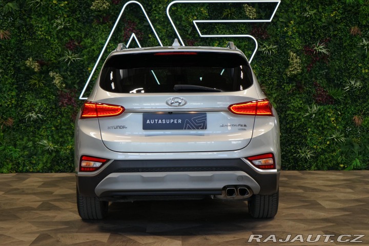Hyundai Santa Fe 2.2 CRDi DCT 7-Míst Pano 2020