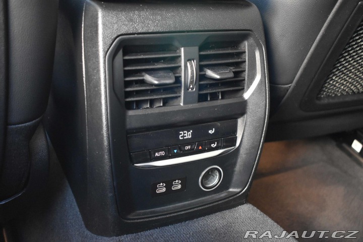BMW 3 320d xDrive REZERVACE 2019