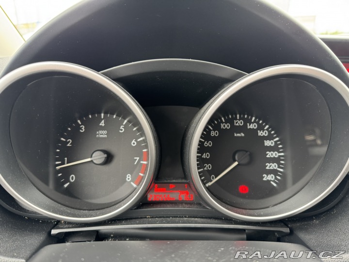 Mazda 5 7 MÍST 1,8i 85 KW KOLA 2010