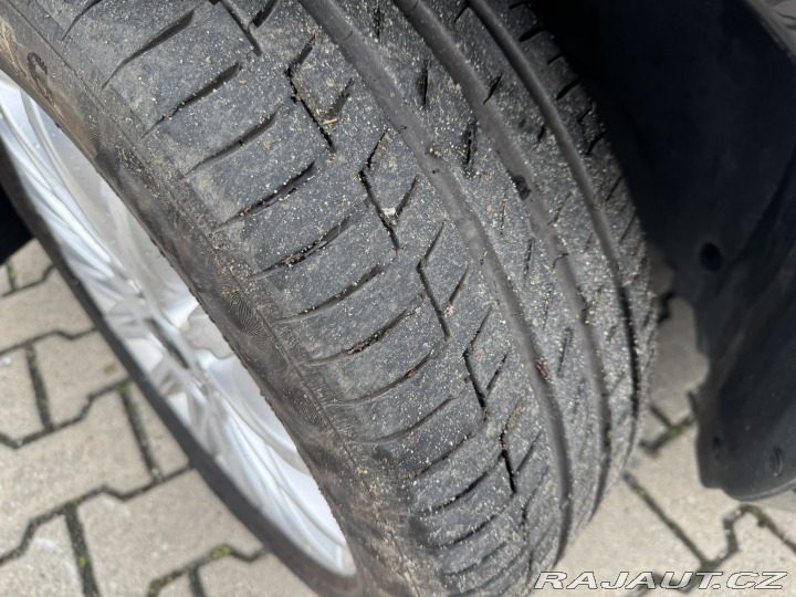 Ford S-MAX MANUÁL 2,0 TDCI 100 KW 2010