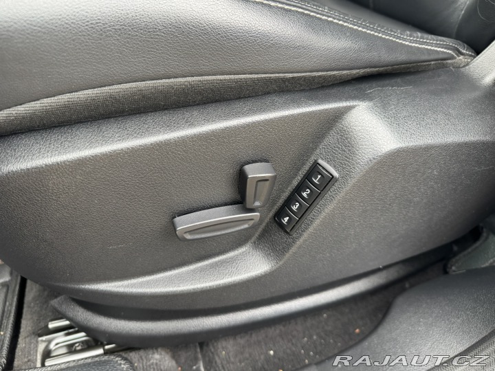 Ford S-MAX MANUÁL 2,0 TDCI 100 KW 2010