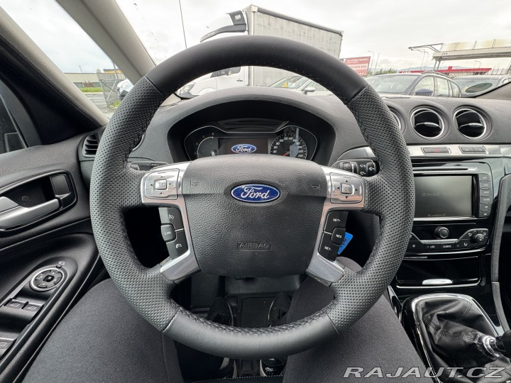 Ford S-MAX MANUÁL 2,0 TDCI 100 KW 2010