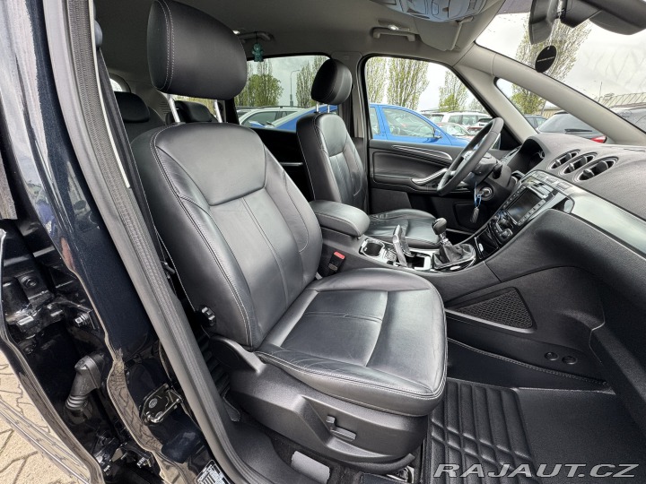 Ford S-MAX MANUÁL 2,0 TDCI 100 KW 2010